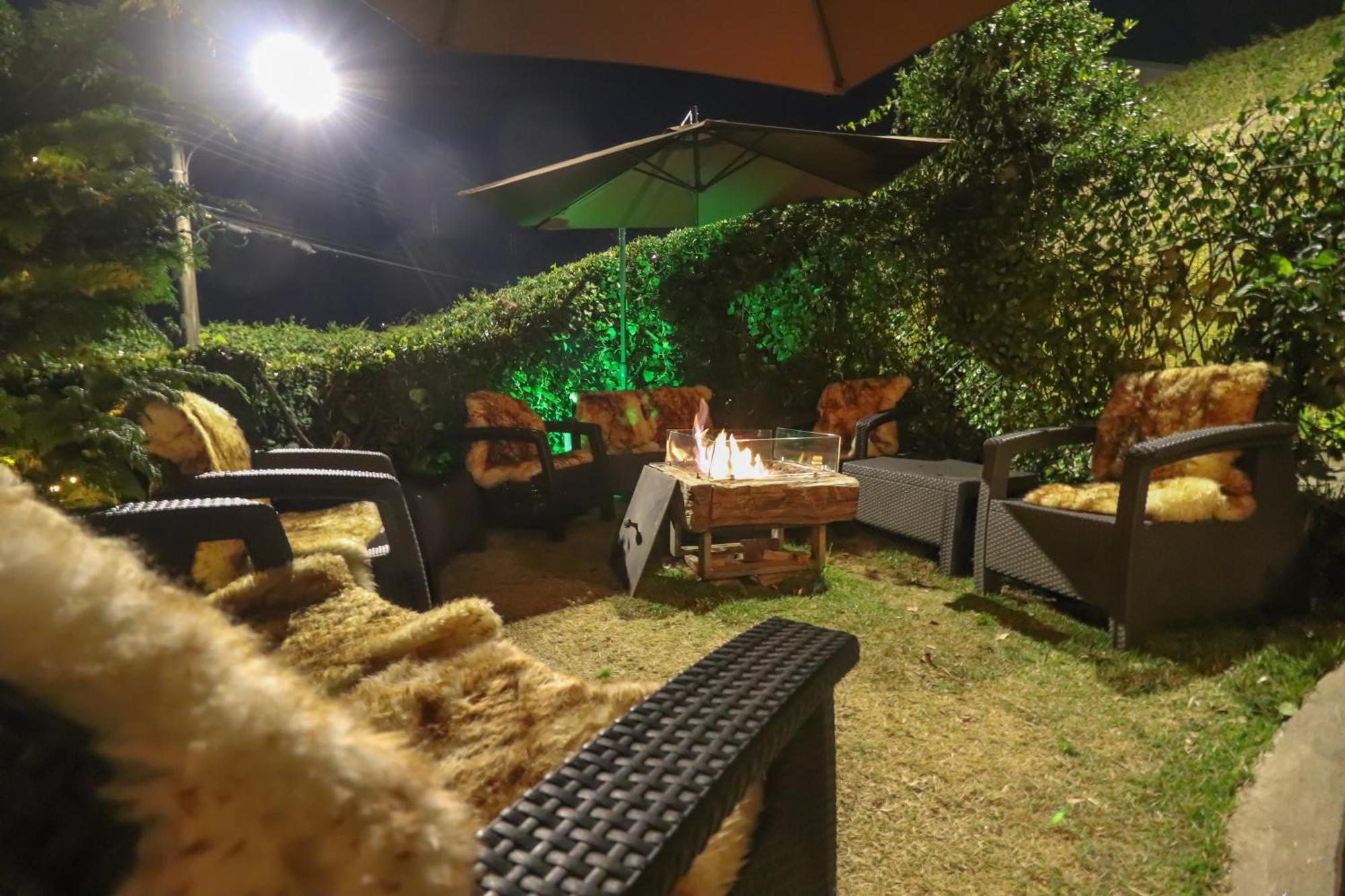 Pousada Campos Do Jordao Suites 外观 照片